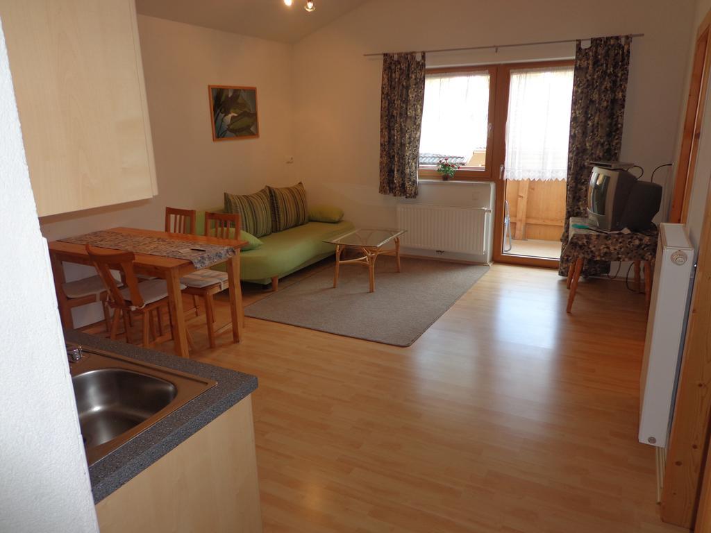 Sterzingerhof Apartment Neustift im Stubaital Bilik gambar